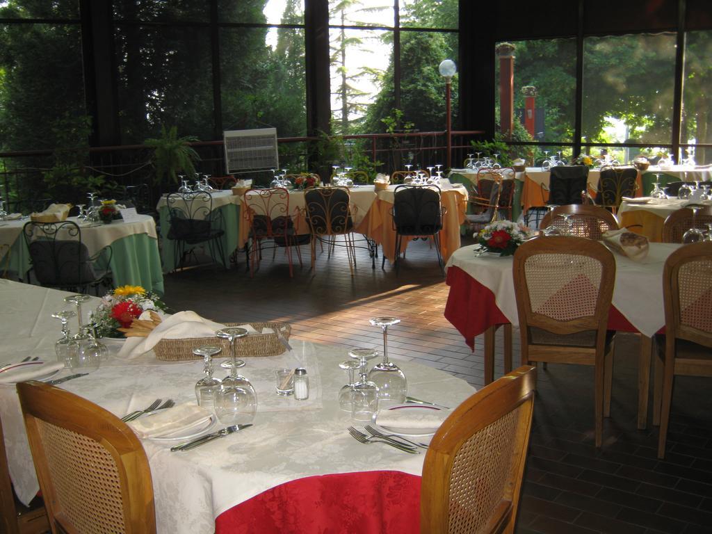 Albergotto Natalina Grazzano Badoglio Экстерьер фото